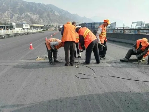 阳泉道路桥梁病害治理